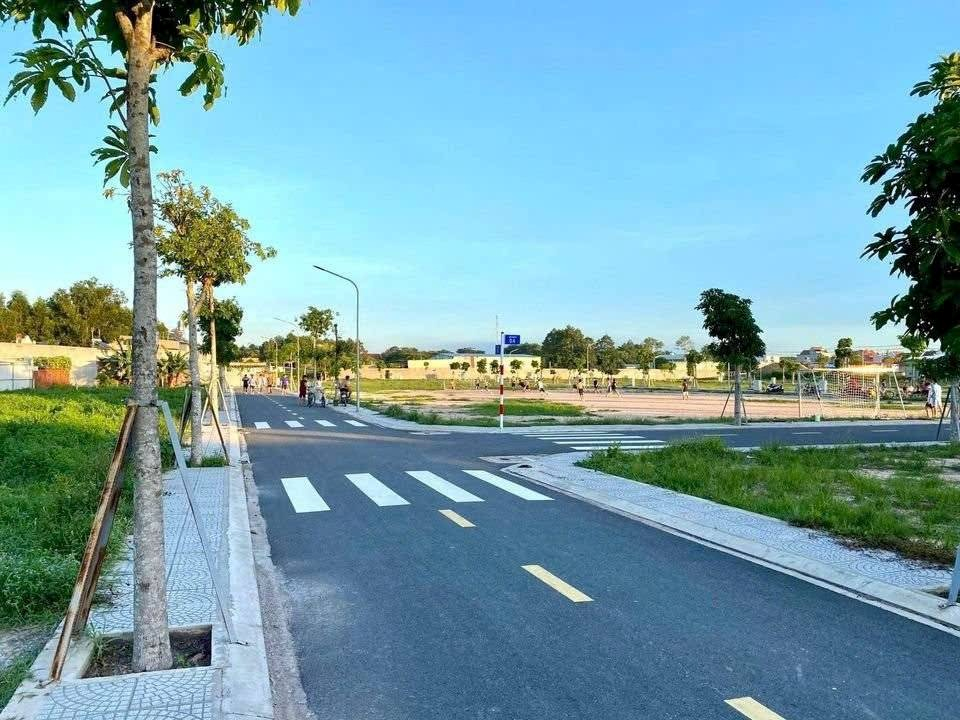 Đo đạc địa chính phường Tân Uyên – Đảm bảo pháp lý, hỗ trợ xin giấy CNQSDĐ | Dodacbinhthuan.com