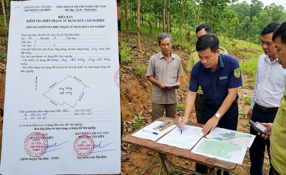 Biên bản kiểm tra hiện trạng sử dụng đất lâm nghiệp tại huyện Tân Biên do đoàn liên ngành TNMT – Kiểm lâm Tây Ninh thực hiện